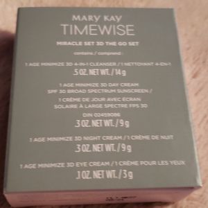 NEW Mary Kay Miracle 3D Go Set Normal to Dry